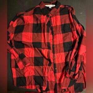 Set of 2 plaid shirts